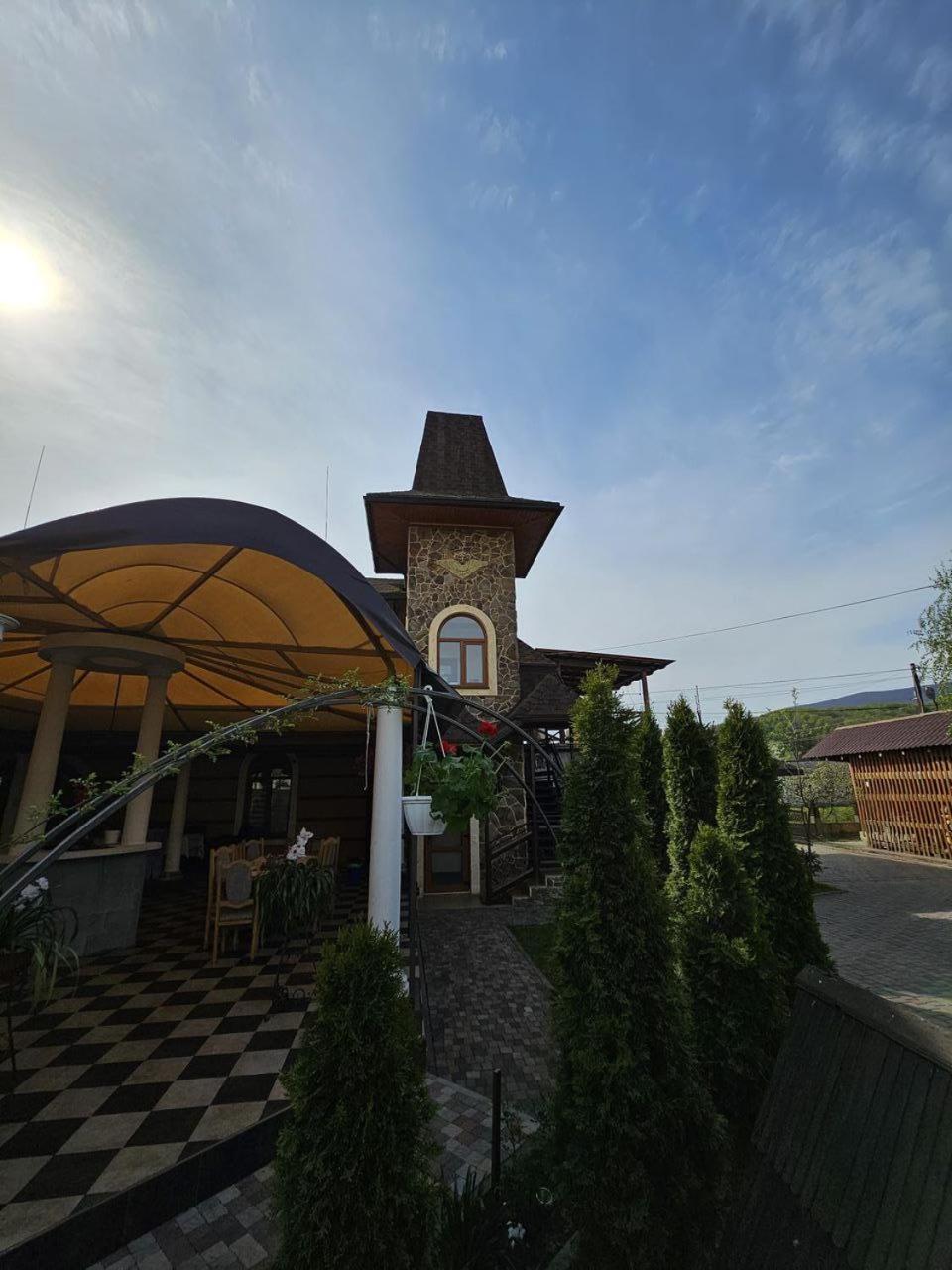 Minihotel Zolotoe Runo Ploskoye エクステリア 写真