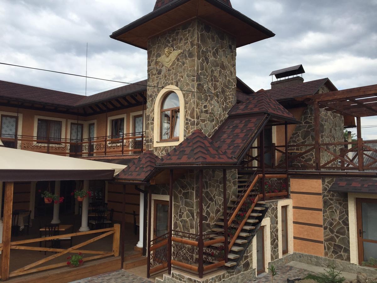 Minihotel Zolotoe Runo Ploskoye エクステリア 写真